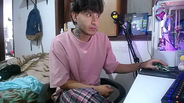 esjrobles online show from February 20, 2025, 3:19 pm