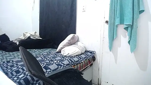 esjrobles online show from September 12, 2025, 3:56 pm