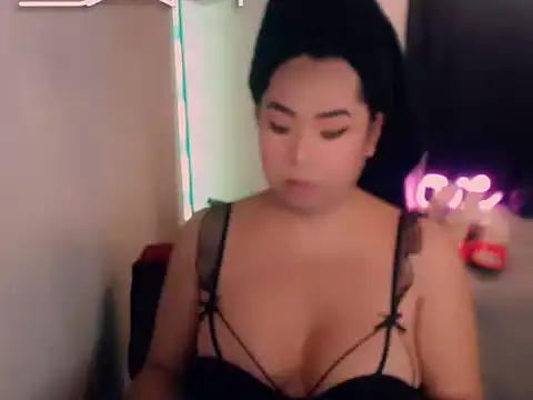 Nathalie Heartxoxo69 online show from March 22, 2026, 1:14 pm