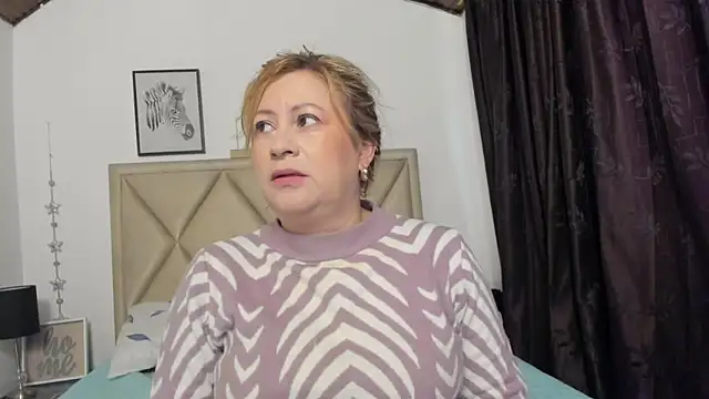 MonyCassius online show from April 25, 2026, 12:08 pm