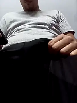 mahhh2024 online show from October 18, 2025, 3:35 pm