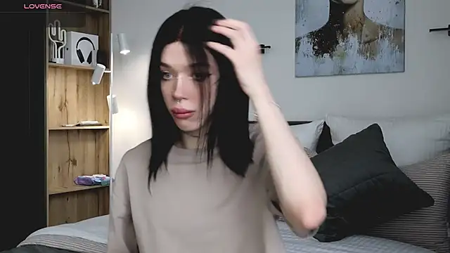 Dasha M online show from April 19, 2026, 10:03 am