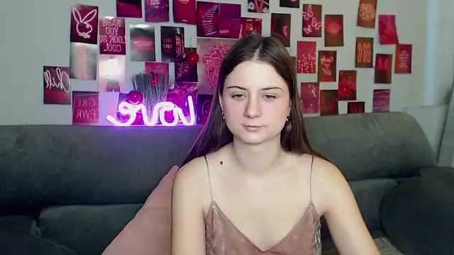 MilanaRoza online show from November 16, 2025, 6:08 am