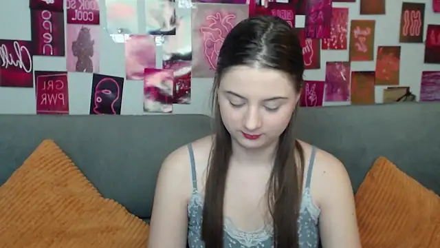 MilanaRoza online show from April 11, 2026, 5:23 am