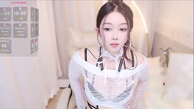 xiaoxiaoguaibao online show from January 6, 2025, 8:24 am