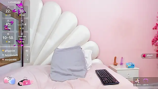 Ally Parkeer  online show from December 6, 2024, 4:06 pm