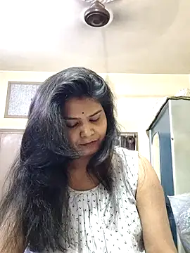 yoursweety09 online show from March 12, 2025, 1:51 pm