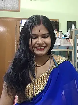 yoursweety09 online show from April 5, 2026, 1:41 pm