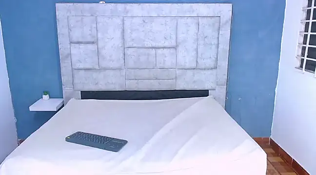 Eban Dustan online show from December 4, 2024, 8:29 pm