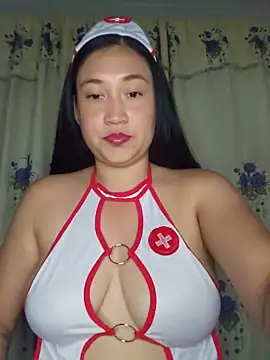zhara-valencia online show from June 1, 2026, 11:50 pm