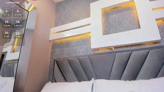 JessicaMilan online show from February 12, 2025, 4:01 am