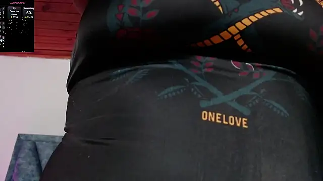 aliciarobinsXXX online show from September 18, 2025, 1:51 am