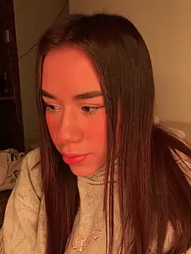 Snapshot of Im_Valen_Cute chatting on May 29, 2026, 3:48 am Im Valen Cute online show from May 29, 2026, 3:48 am