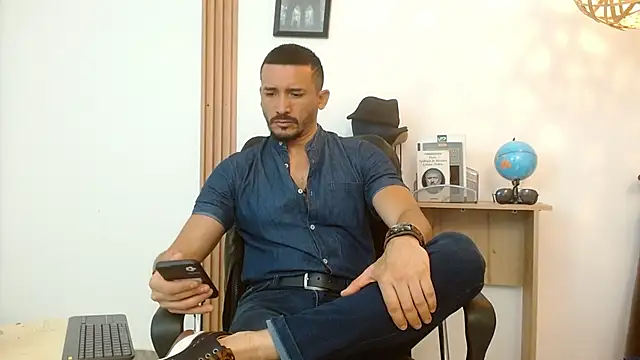 Reiko 85  online show from September 10, 2025, 2:39 pm