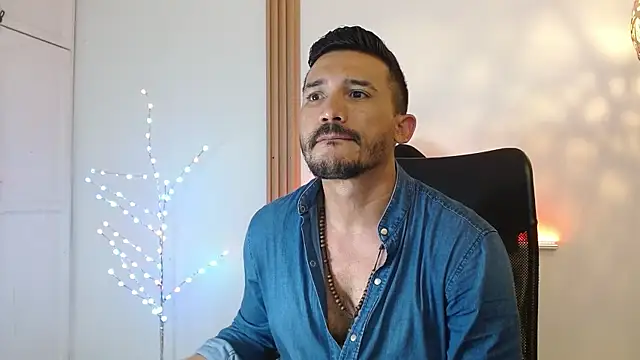 Reiko 85  online show from January 5, 2026, 5:27 pm