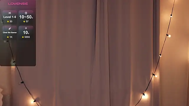 DracosMoon online show from February 2, 2025, 2:13 pm