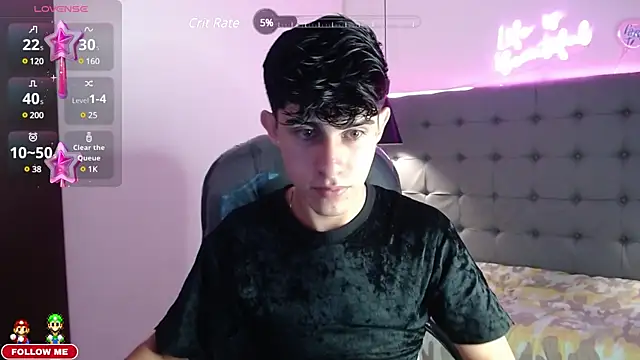 Dyla n18 online show from February 6, 2025, 11:37 pm