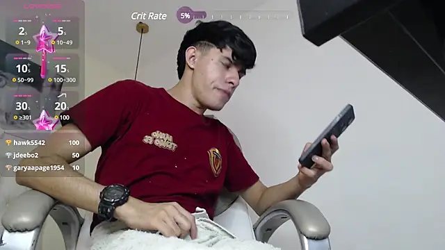 Dyla n18 online show from February 18, 2025, 2:27 am