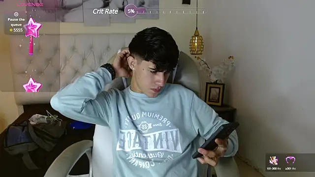 Dyla n18 online show from March 9, 2025, 7:48 pm