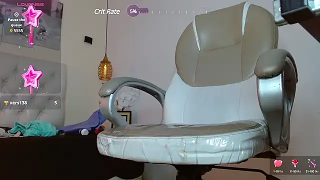 Dyla n18 online show from March 9, 2025, 10:52 pm