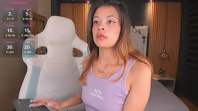 Snapshot of Antonella_Torres2 chatting on February 28, 2025, 3:26 am Antonella Torres2 online show from February 28, 2025, 3:26 am