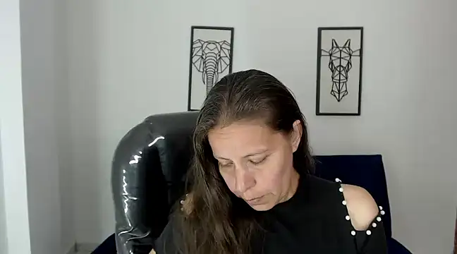 Milf karlye online show from December 7, 2024, 4:53 am