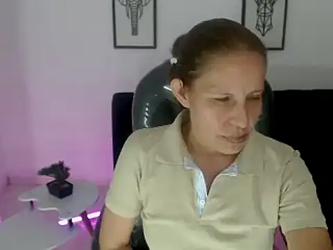 Milf karlye online show from February 19, 2025, 9:17 am