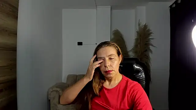 Milf karlye online show from April 11, 2026, 3:22 am