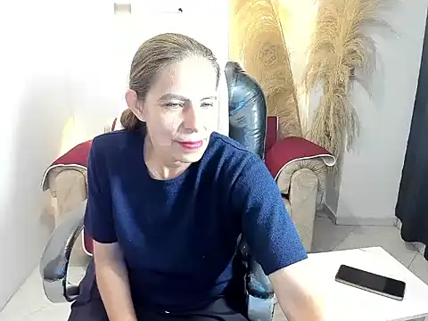 Snapshot of Milf_karlye chatting on May 3, 2026, 3:45 am Milf karlye online show from May 3, 2026, 3:45 am
