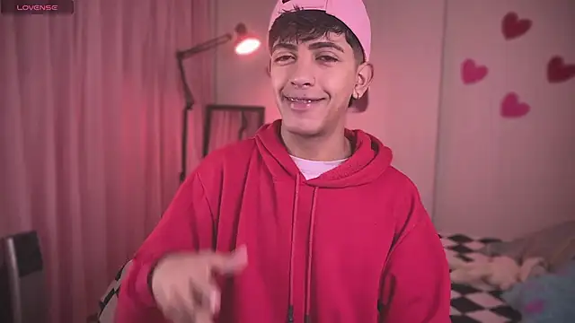 teobowny  online show from March 14, 2025, 1:35 pm