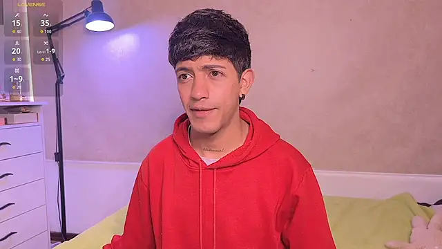 teobowny  online show from April 19, 2026, 6:10 pm