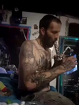 Whipit323 online show from December 7, 2024, 5:37 am