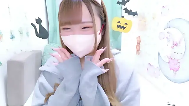 MAIKA pyon online show from November 1, 2025, 11:12 am