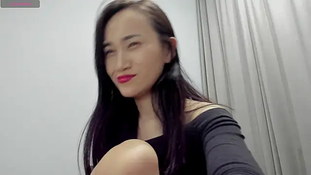 aenie online show from January 1, 2025, 1:26 am