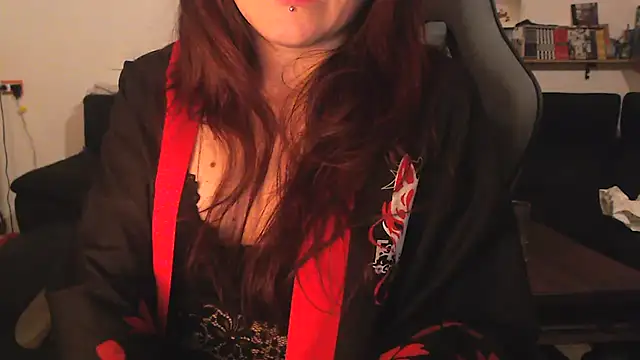 complicata mente online show from December 22, 2024, 1:23 am