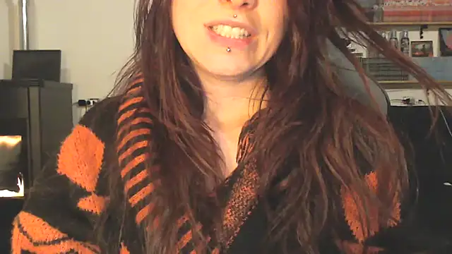 complicata mente online show from March 16, 2025, 5:39 pm