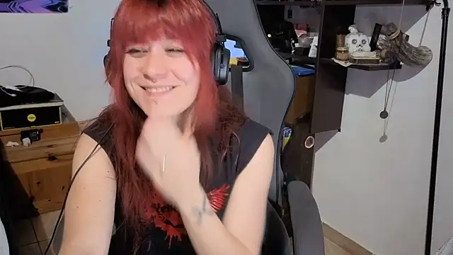 complicata mente online show from November 3, 2025, 4:30 pm