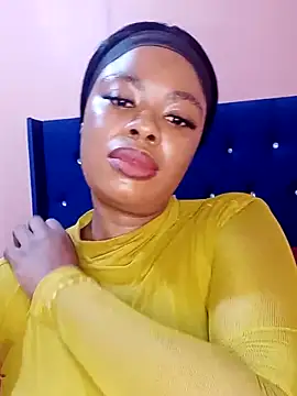 Luciouslips00 online show from February 7, 2026, 3:05 pm