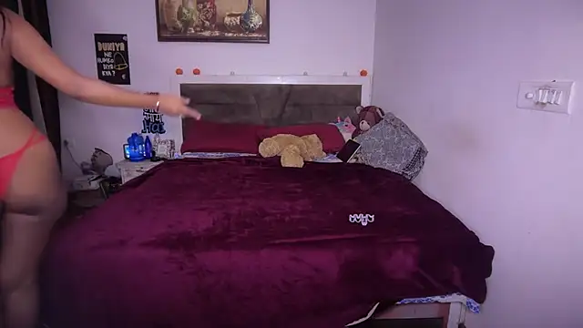 HornyBabe  online show from April 20, 2026, 8:32 pm