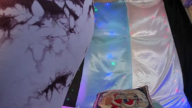 DeisyHarper online show from December 21, 2024, 2:04 pm