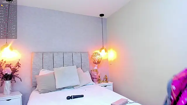 tutu milf online show from February 23, 2025, 1:10 pm