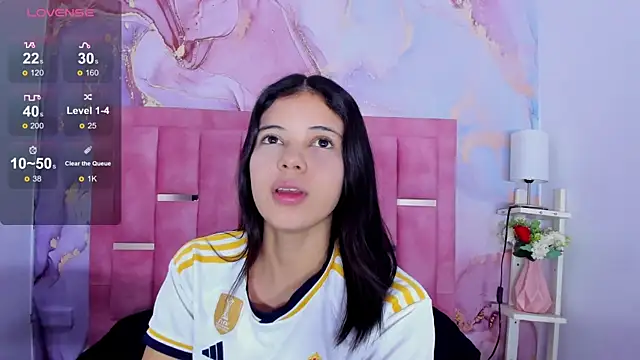 LizzMartin online show from February 27, 2025, 7:26 pm