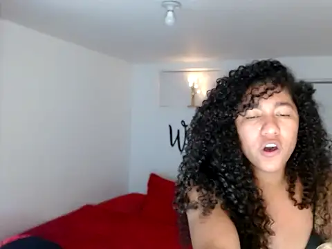 bellacrespalatina online show from September 18, 2025, 11:51 pm