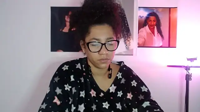 bellacrespalatina online show from October 9, 2025, 2:48 pm