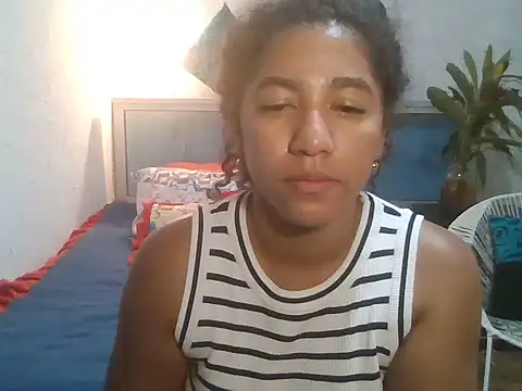 bellacrespalatina online show from February 1, 2026, 3:43 pm