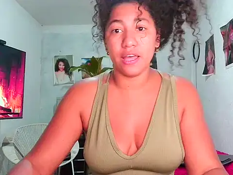 Snapshot of bellacrespalatina chatting on May 5, 2026, 4:59 pm bellacrespalatina online show from May 5, 2026, 4:59 pm