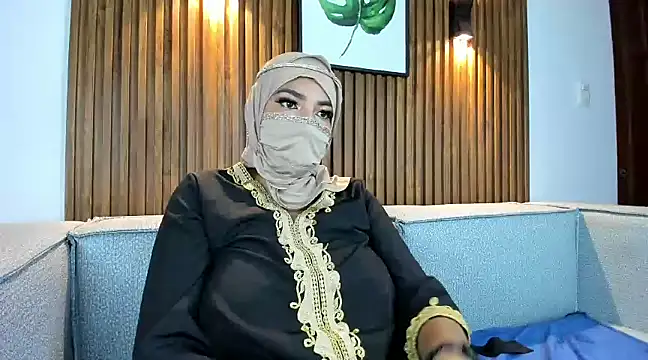 zulema parvin online show from March 3, 2025, 9:59 pm