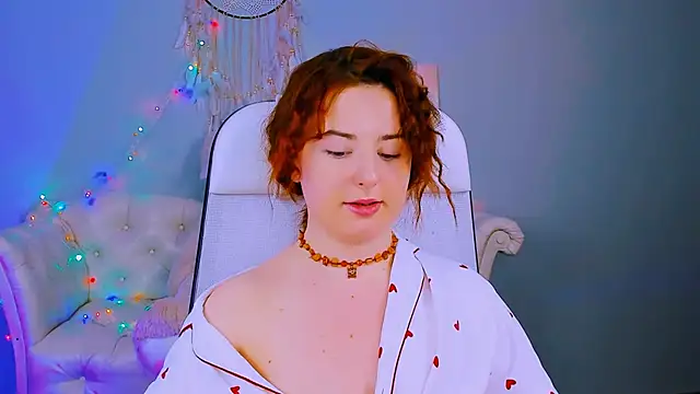 AnnTerry  online show from February 25, 2025, 3:38 pm