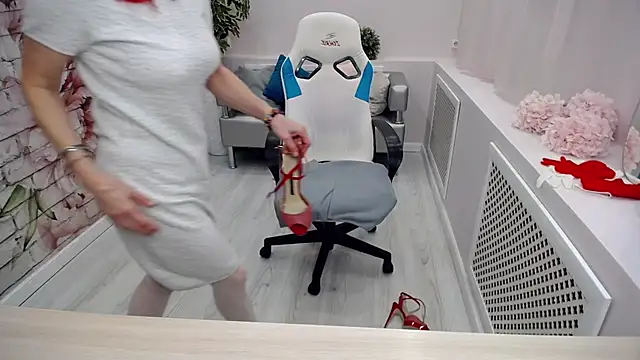 Cutie Asya online show from February 5, 2025, 8:11 am