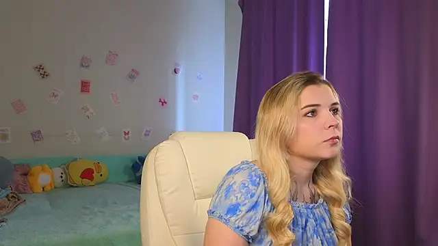 Kate Legend online show from May 28, 2026, 3:59 am